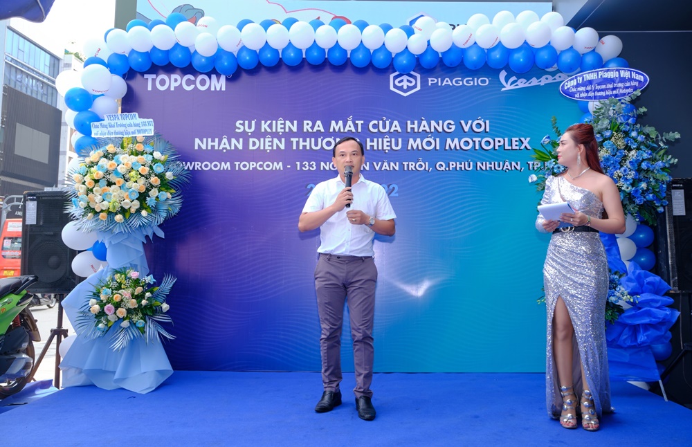 Tưng Bừng Ra Mắt Sự Kiện Khai Trương Showroom Vespa Topcom 408 Nguyễn Thị Minh Khai nhận diện thương hiệu mới MOTOPLEX